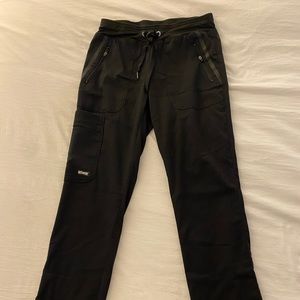 Grey’s Anatomy scrubs